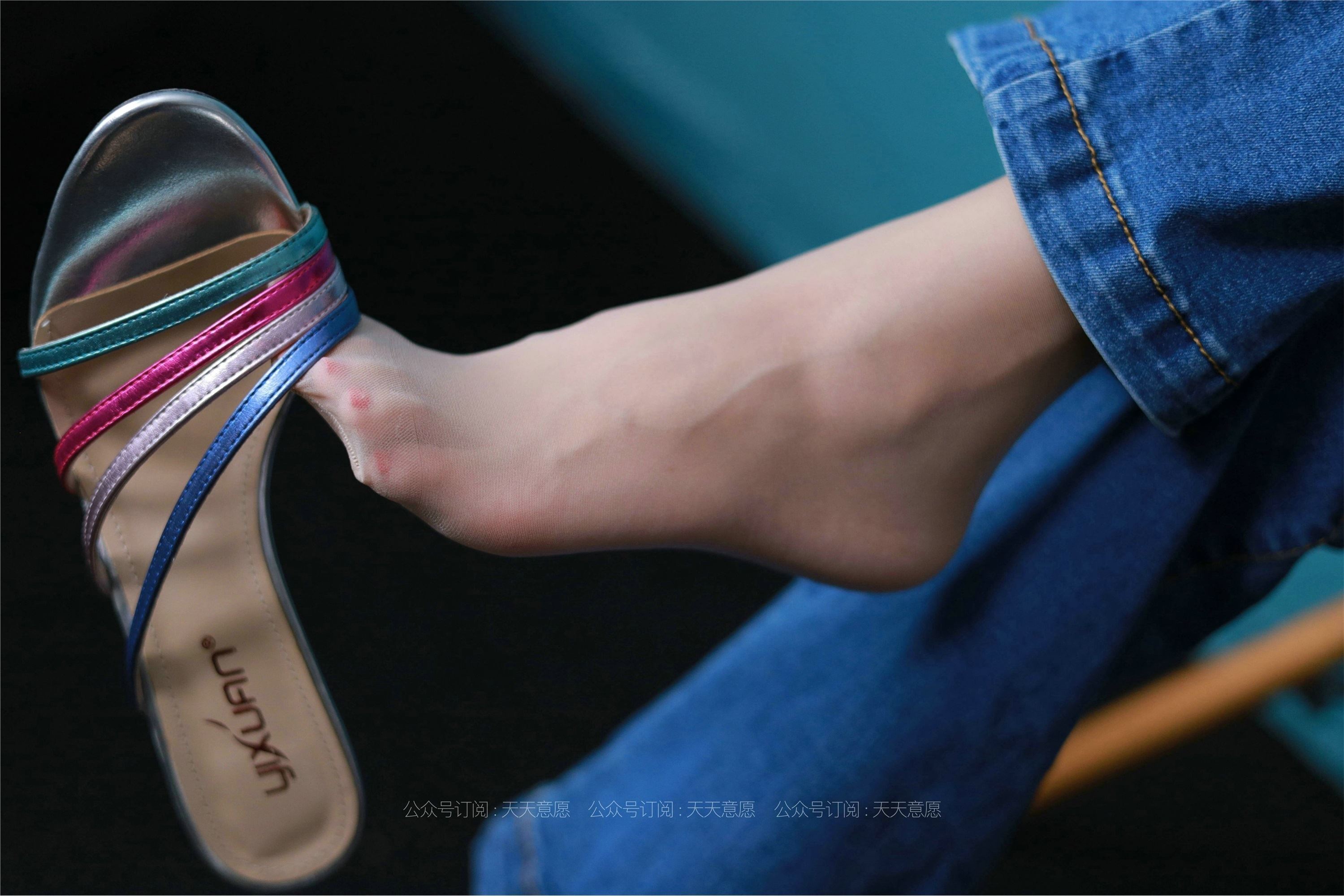 IESS异思趣向  2021.08.04 丝享家879：美子《美背库里丝》